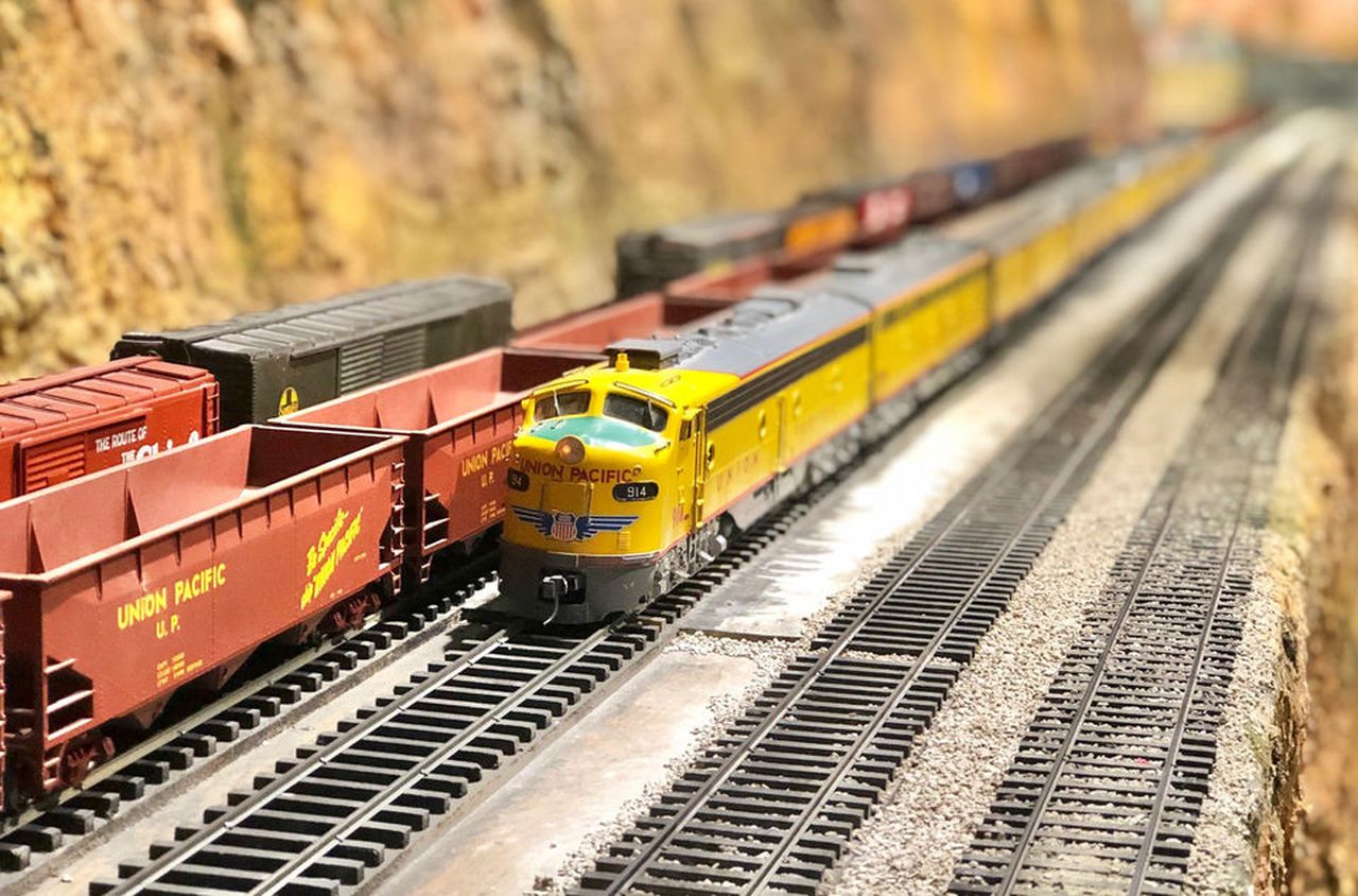Model Trains, Track, and Accessories
