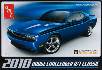 AMT671 1/25 10 Dodge Challenger R/T