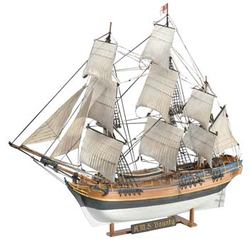1/110 H.M.S. Bounty