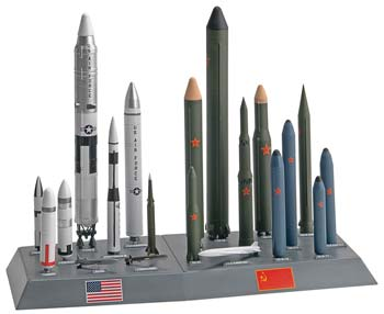 1/144 USA/USSR Missile Set