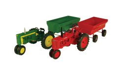 1:16 Tractor with Wagon Assortment