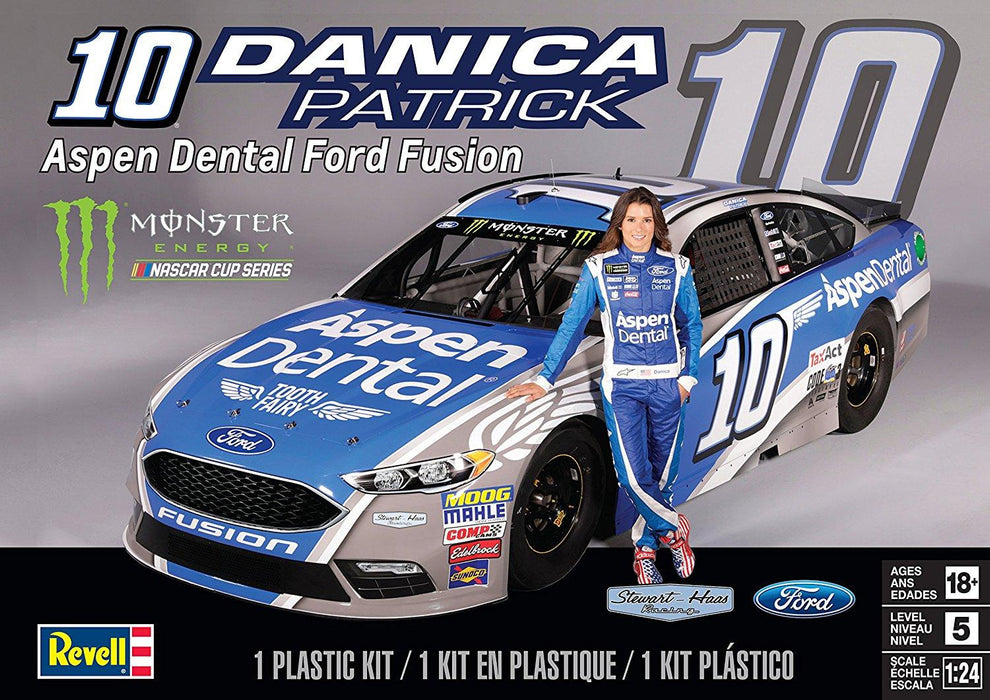 1/24 #10 Danica Patrick Aspen Dental Ford Fusion