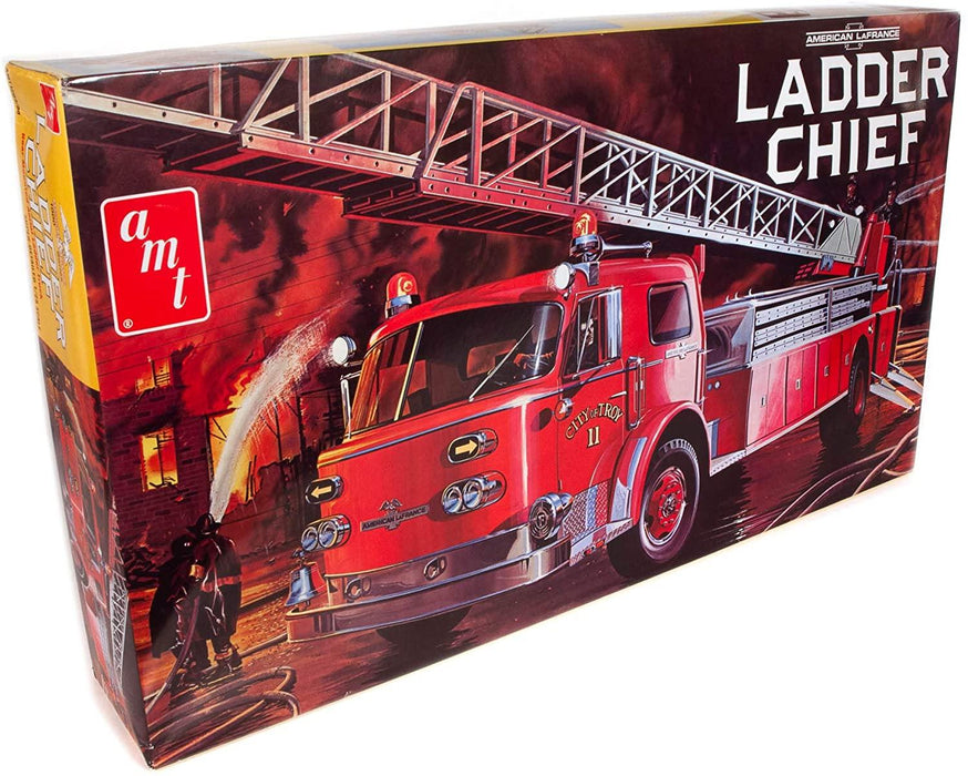 1/25 American LaFrance Fire Truck Model Kit