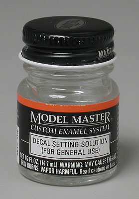 2146 Model Master Decal Setting Solution 1/2 oz