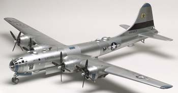 855711 1/48 B-29 SUPERFORTRESS Model