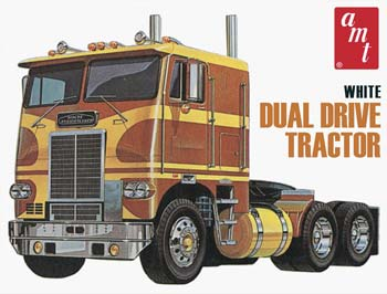 AMT620 1/25 WHT FRTLNR DD TRAC