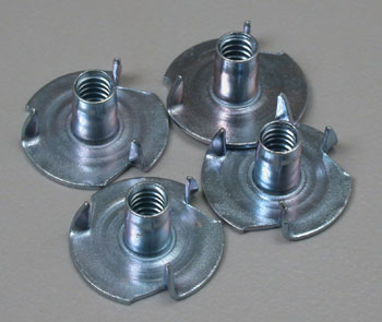 BLIND NUT 6-32 (4)