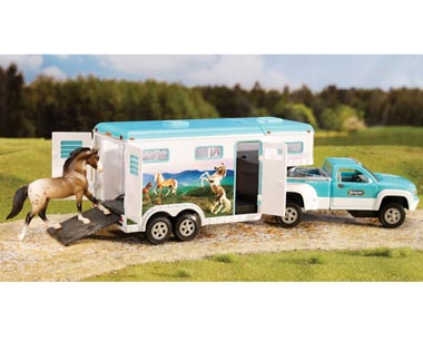 Breyer Pickup Truck & Gooseneck Trailer