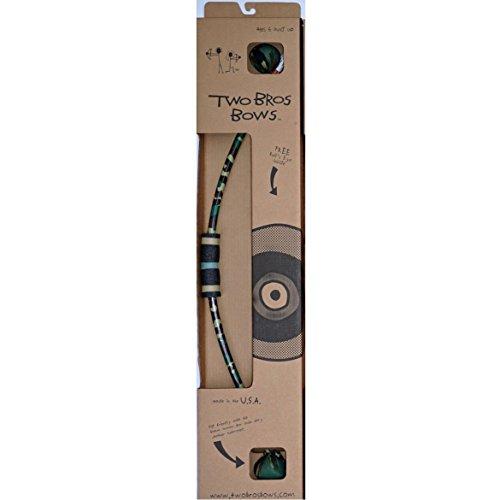 Camo Bow, 2 Camo Arrows & Small Bulls Eye