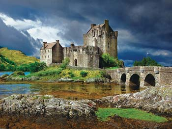 Eilean Donan Castle Scotland 750pcs
