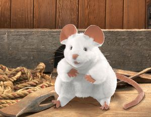 Folkamnis White Mouse and Puppet