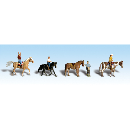 HO Horseback Riders
