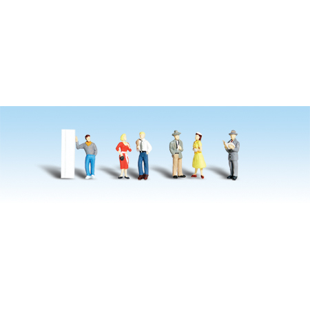 HO Pedestrians