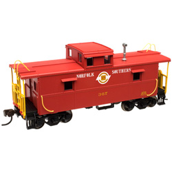 HO Trainman Cupola Caboose, NS #367