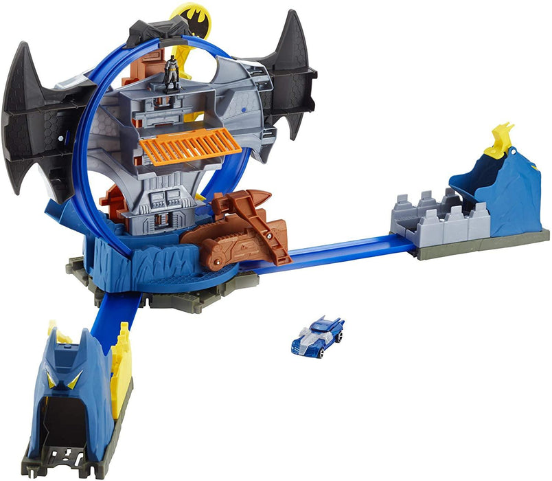 Hot Wheels DC Batman Batcave
