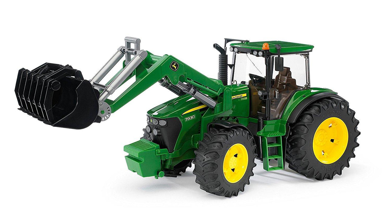 John Deere 7930 with Frontloader