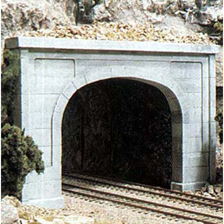 N Double Tunnel Portal, Concrete