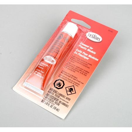 Plastic Cement Carded,5/8oz