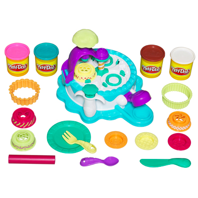 Play-Doh Cake Making Station