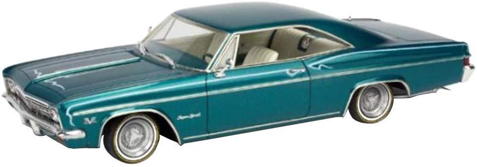 Revell American Model 1/25 1966 Chevy Impala SS Plastic Model 14497